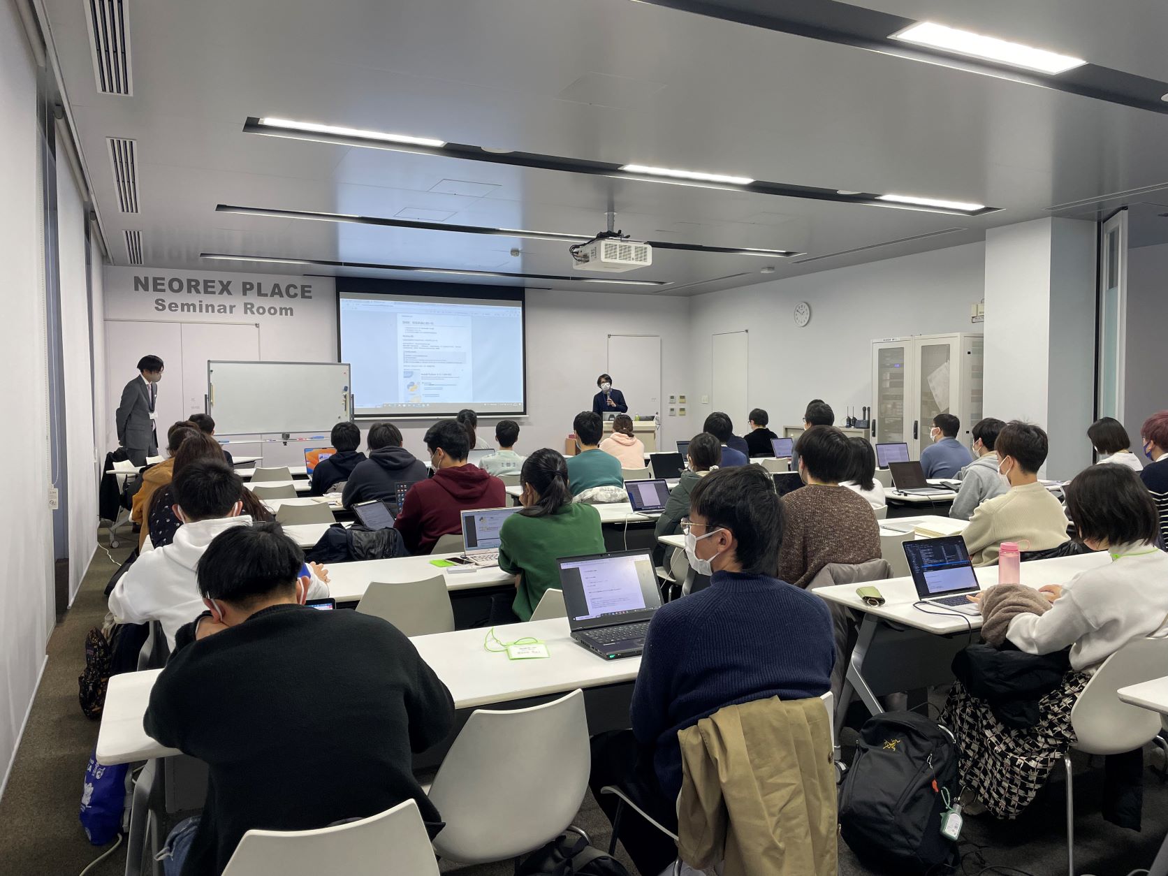 名古屋大学にてプログラミング講座「DOORS-Pythonによるプログラミング」を実施しました