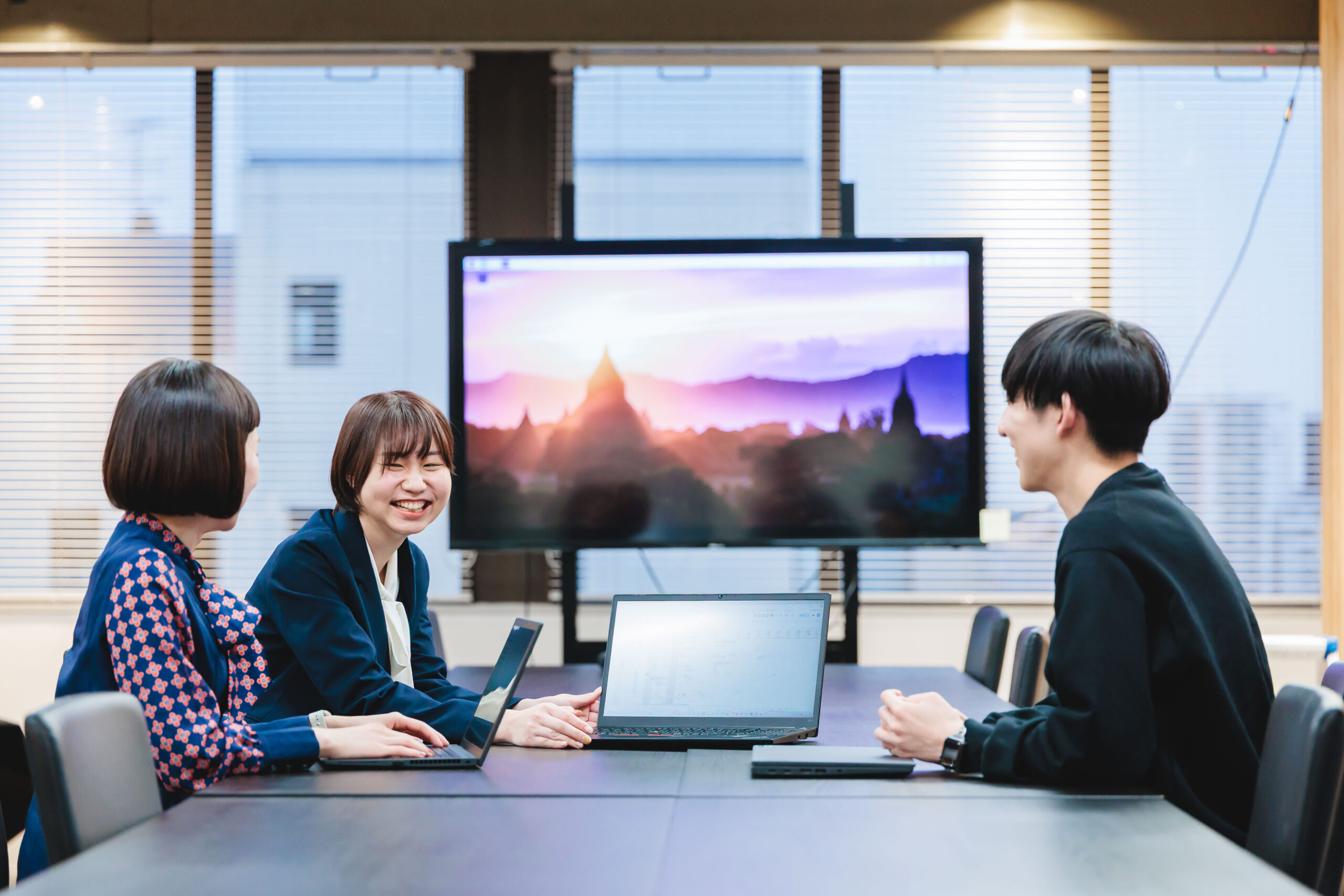 ネオレックスのチーム紹介