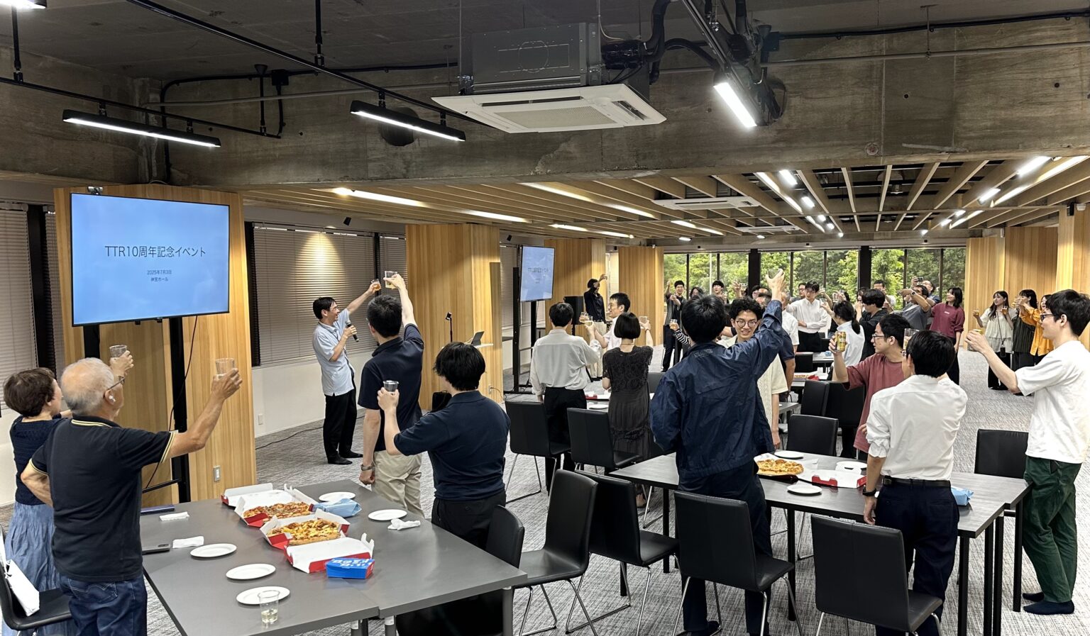 タブレット タイムレコーダー10周年イベントを開催